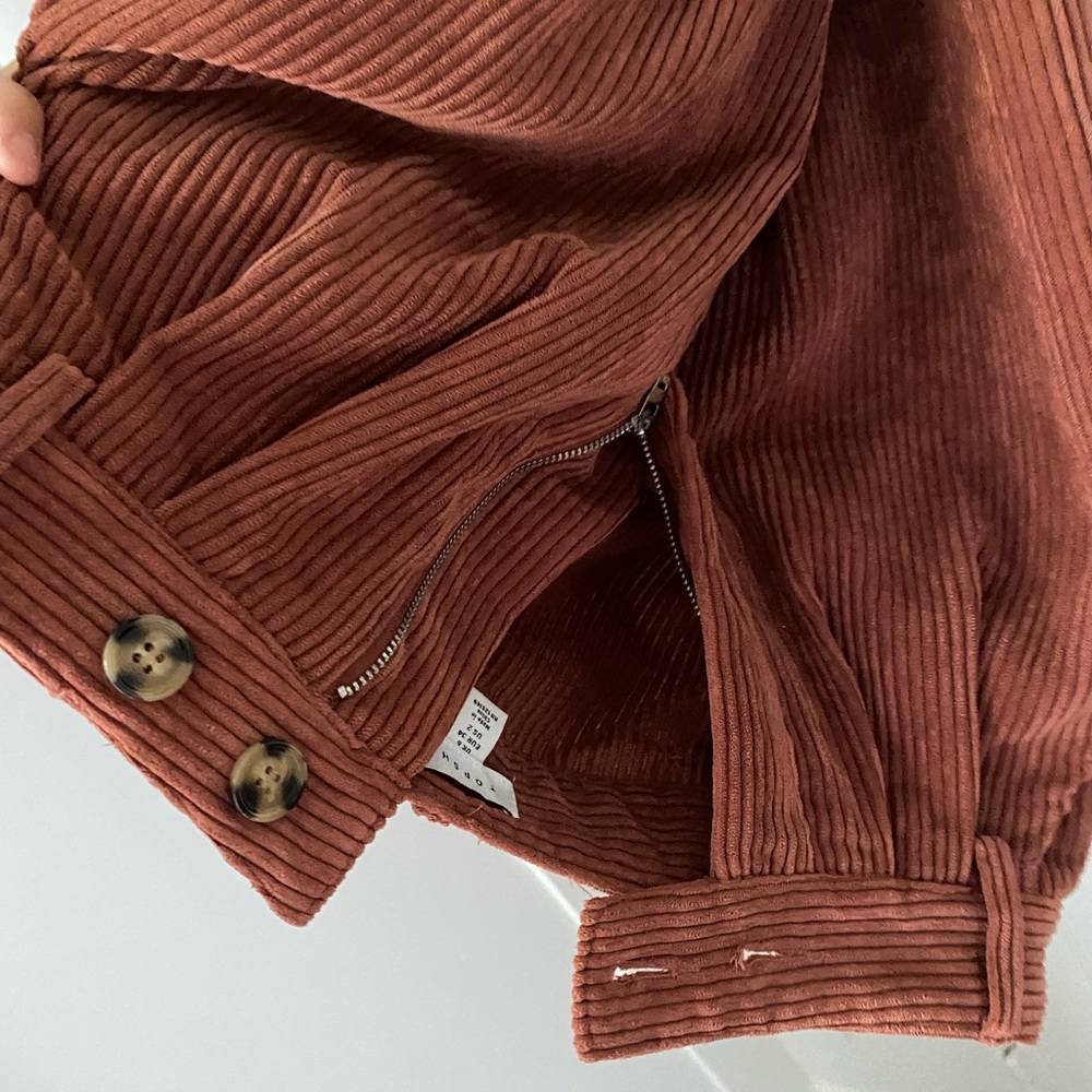 Topshop corduroy pants. High waist.